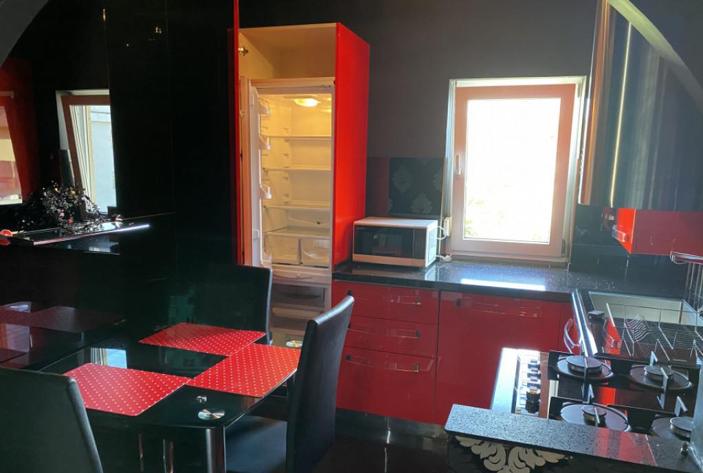 Ap 2 camere de lux extravagant strand str bihorului