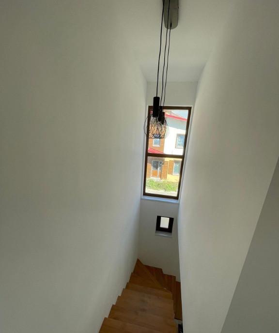 Duplex la prima Inchiriere zona centrala Eroilor