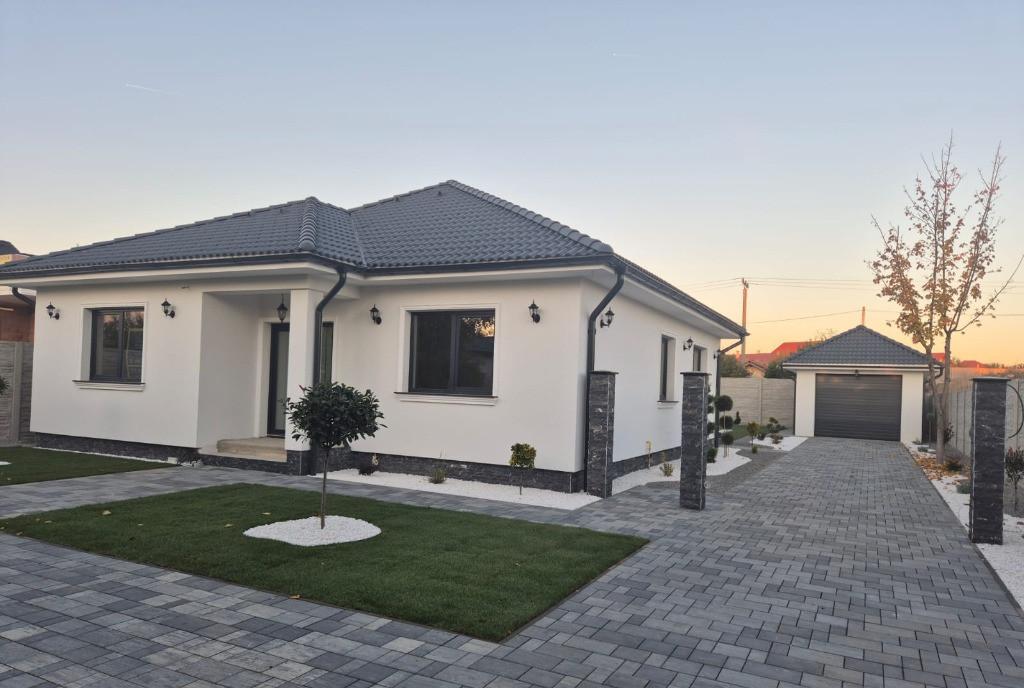 Vila eleganta finisata complet Via Carmina Arad -