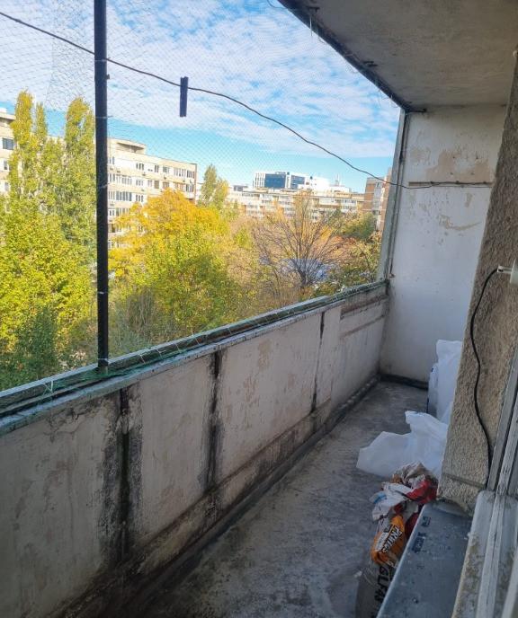 Apartament 3 camere Favorit metrou