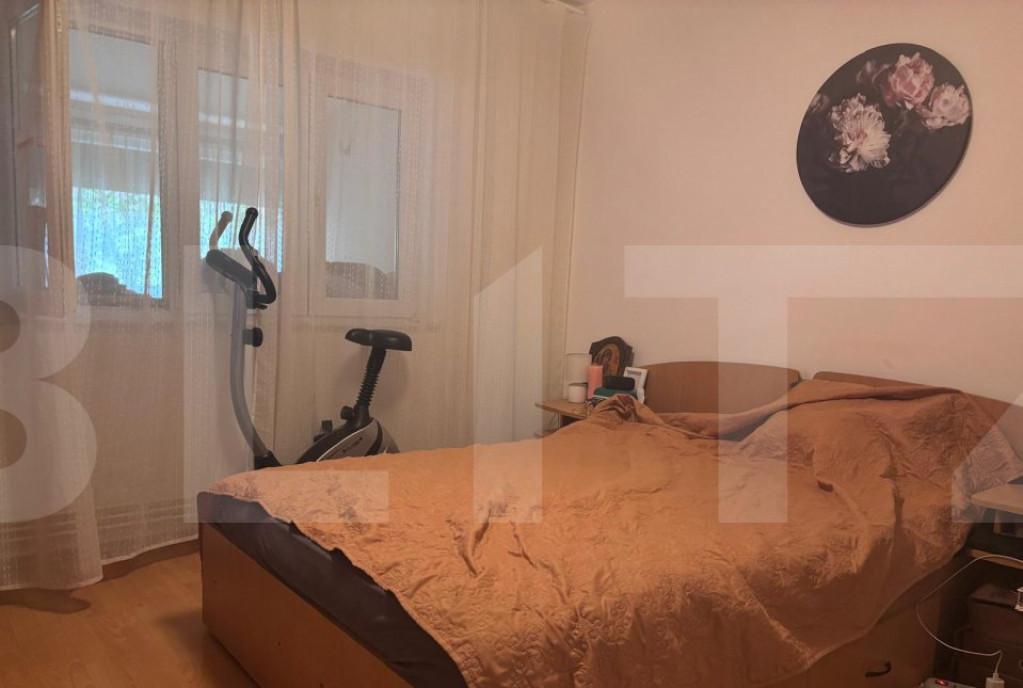 Apartament de vanzare cu 3 camere 55 mp zona Lipovei