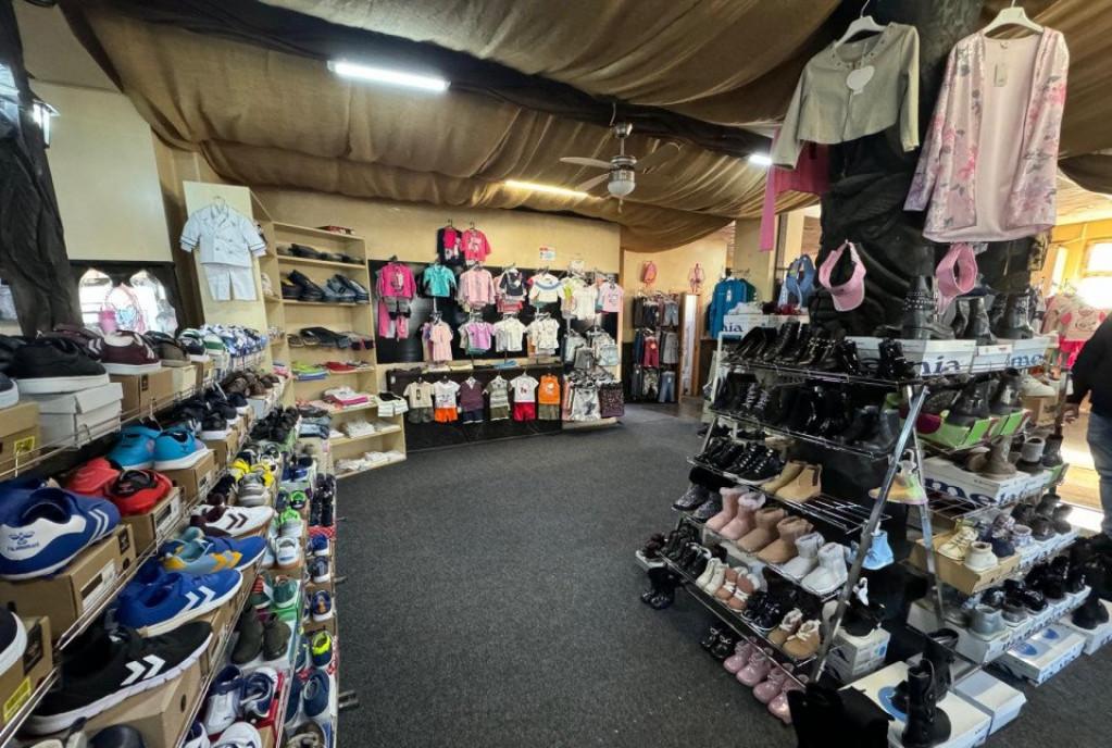 Apartament de 2 camere zona Oasului Iris