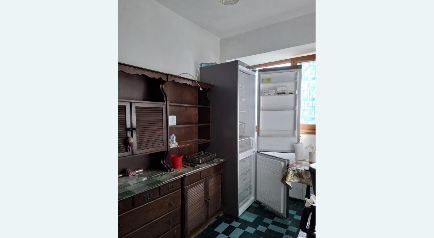 Metrou Gorjului-Militari 2 bai 1980 bloc monolit-Vanzare