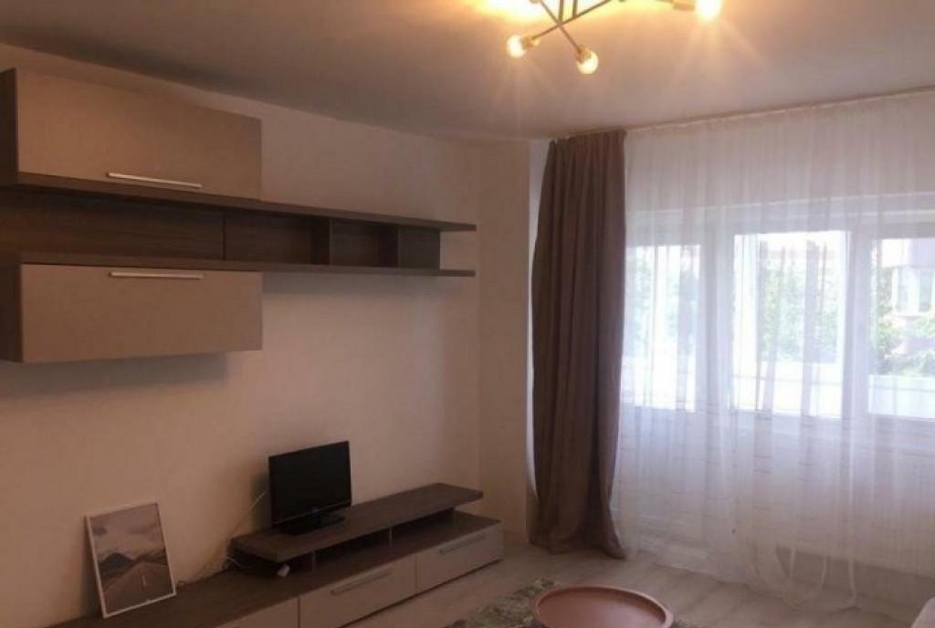 Vitan mall etaj 3 foisorului garsoniera