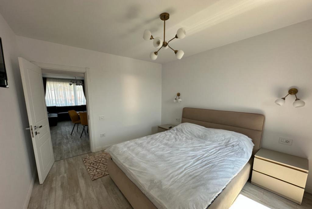 Apartament 2 camere bloc nou zona Coloana Infinitului
