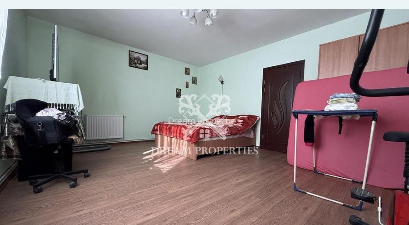 De vanzare casa familiara P M