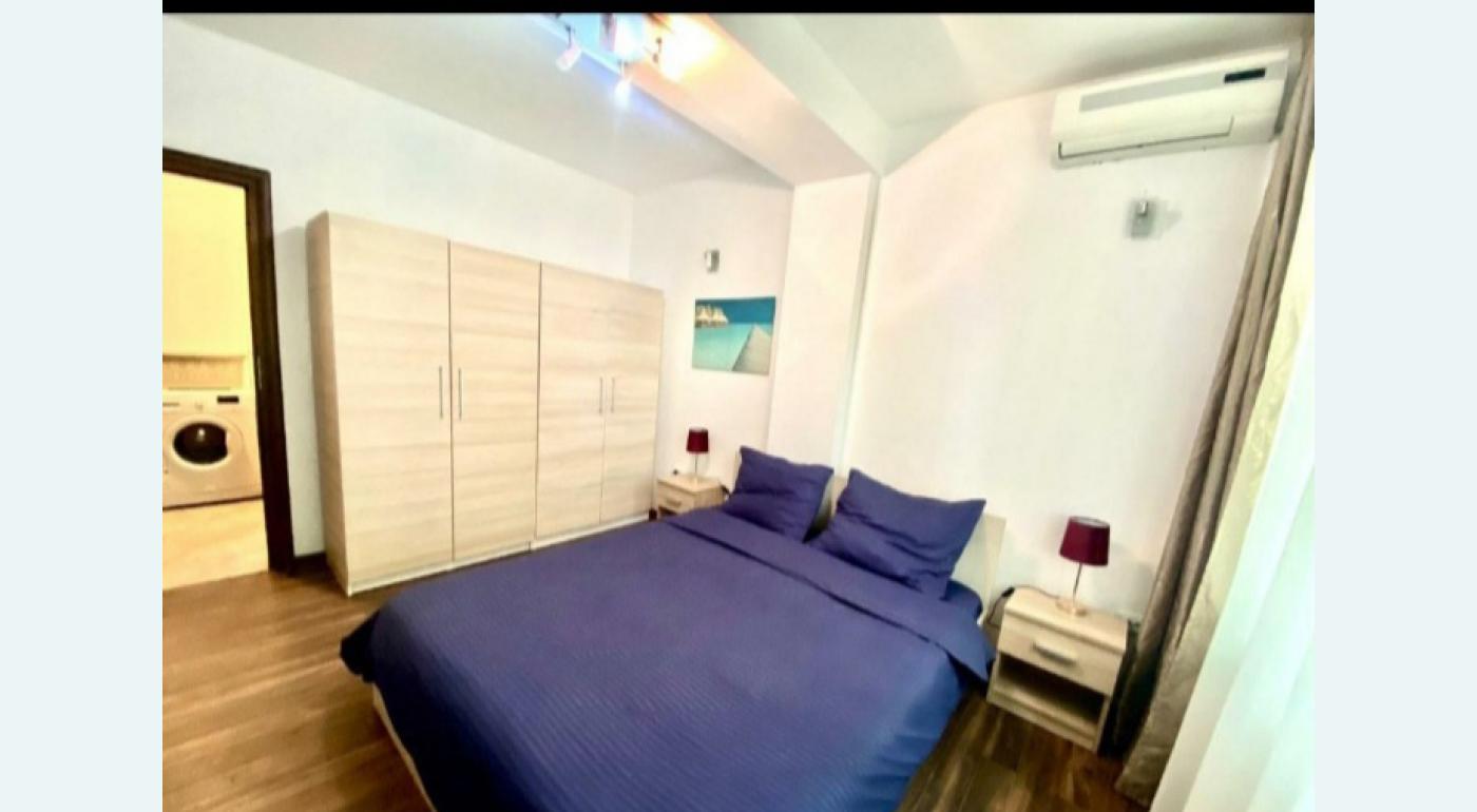 Apartament de vanzare cu graa si parcare la mare
