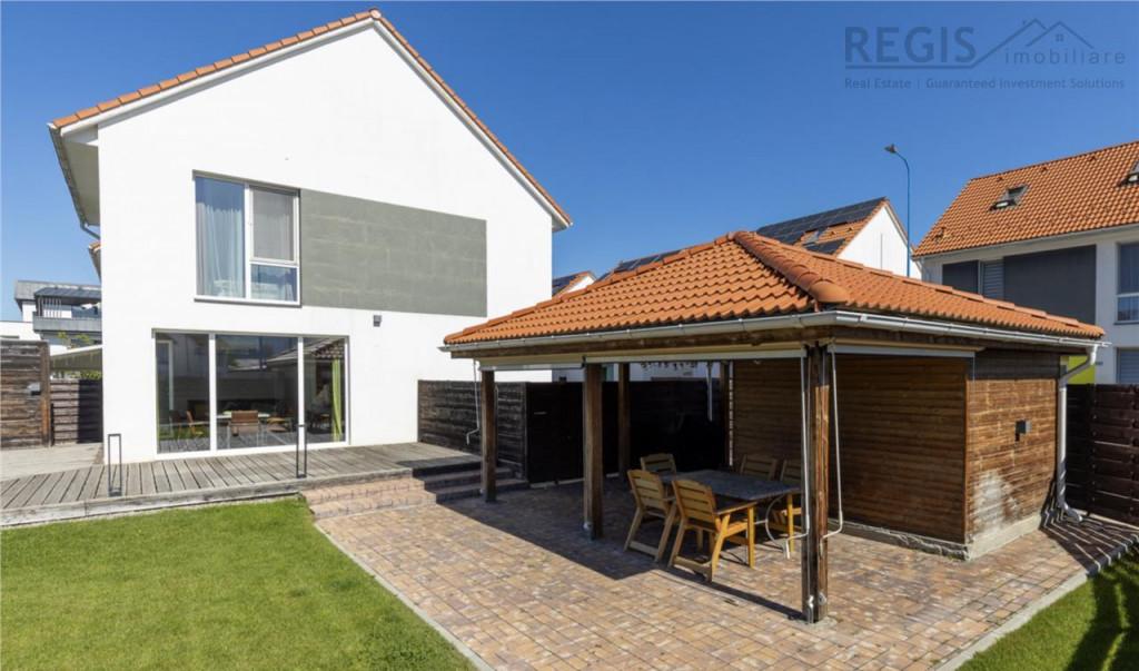 Casa 2020 500 mp curte de inchiriat Brasov