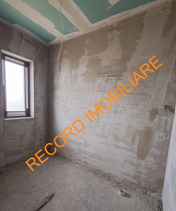 Casa P E teren 583 mp Gilau