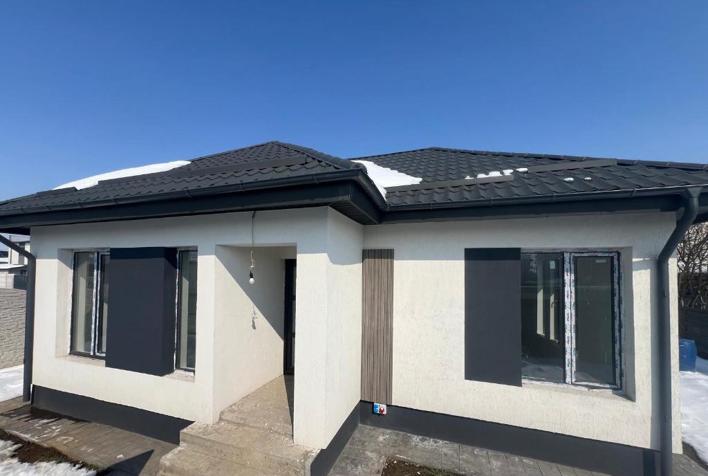 Casa 3 cam 2 bai 100 mp utili