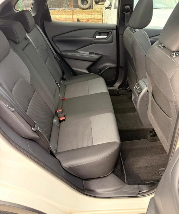 Nissan Qashqai 2021-1 3 / Hybrid 103 000 km Automat 19 990 eur