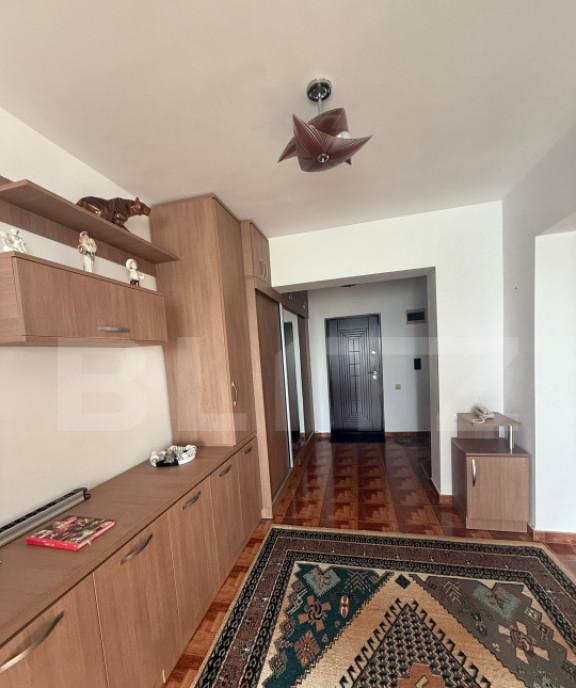 Microapartament etaj intermediar zona Primagra