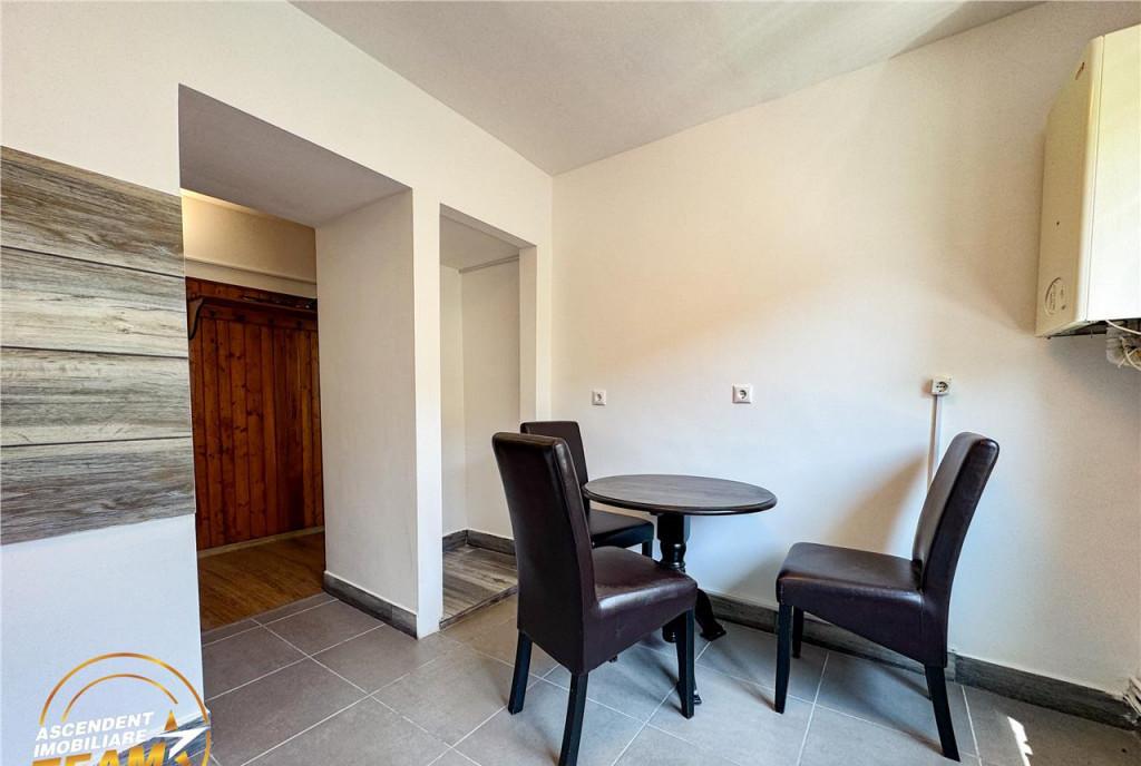 Tur 3D Apartament 2 camere renovat arie apreciabila Garii S