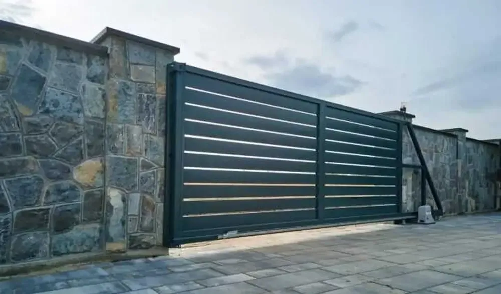 Montam automatizari porti batante