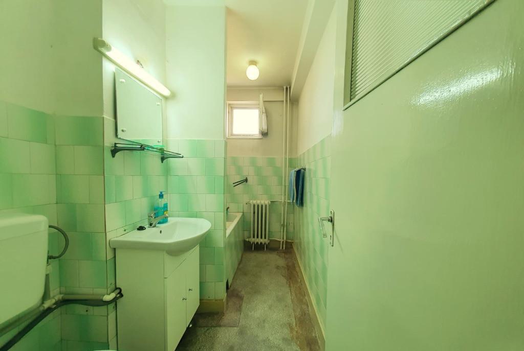 Apartament 3 camere spatioase 75 mp 2 balcoane Rogerius