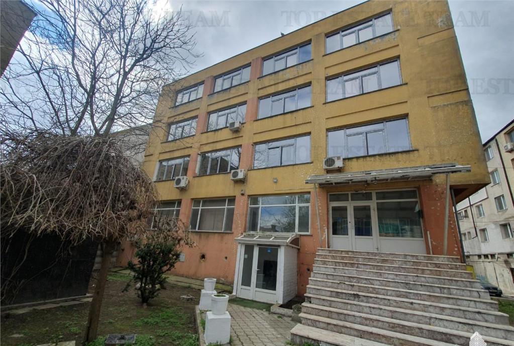 Spatiu Ultracentral 37 birouri in curs de apartamentare Cons