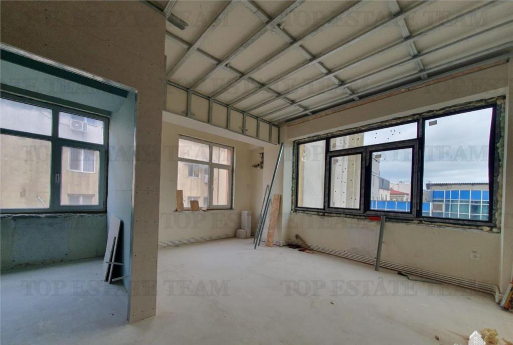 Spatiu Ultracentral 37 birouri in curs de apartamentare Cons