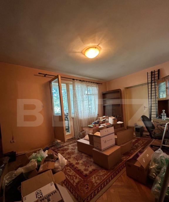 Apartament cu 4 camere 82 mp zona Dambu
