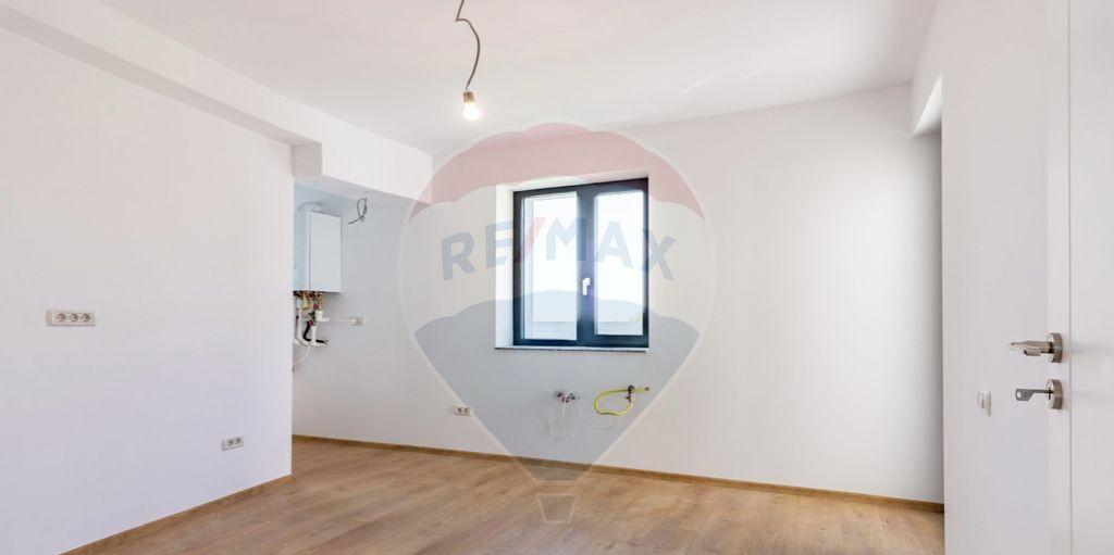 Casa / Vila de vanzare cu 5 camere adiacent Martha Bib