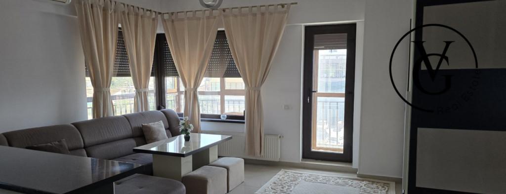 Apartament 3 camere Academia Navala Luminos Rulouri