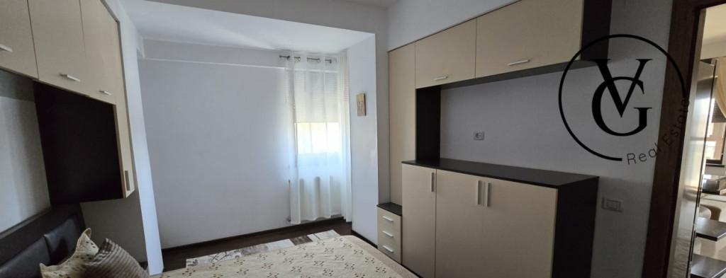 Apartament 3 camere Academia Navala Luminos Rulouri