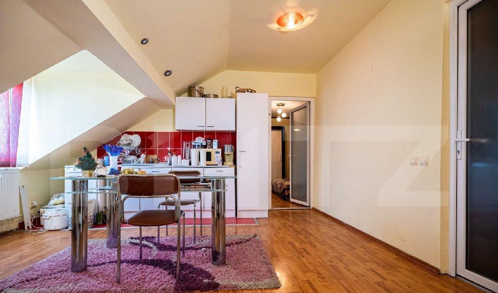 Apartament 3 camere 92 mp zona Simion Barnutiu