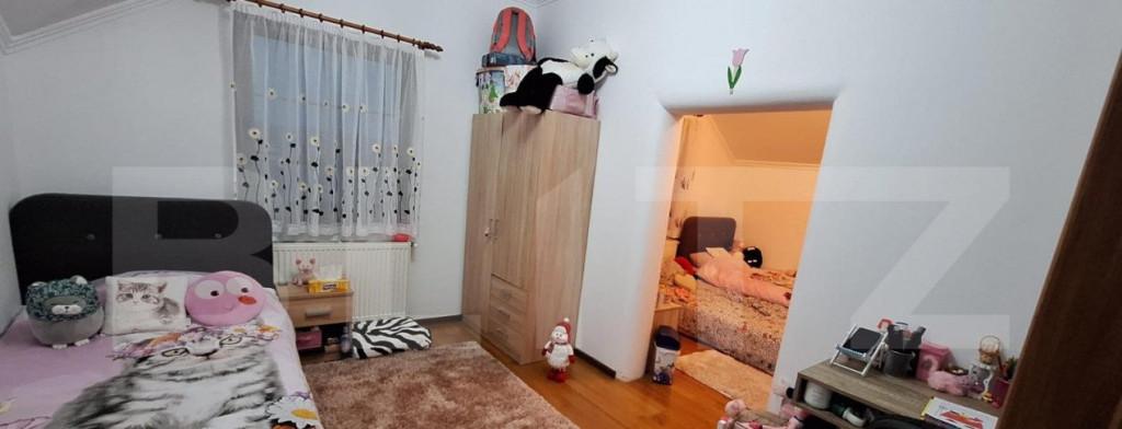 Casa cu 5 camere 240 mp zona Lazuri