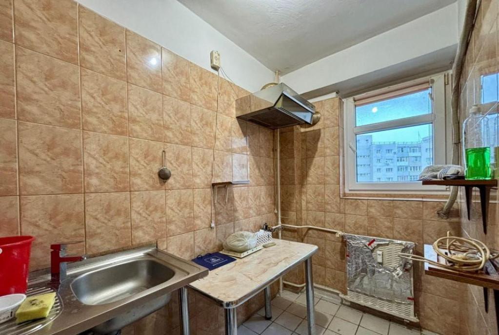 Garsoniera arena nationala an 1980 31MP