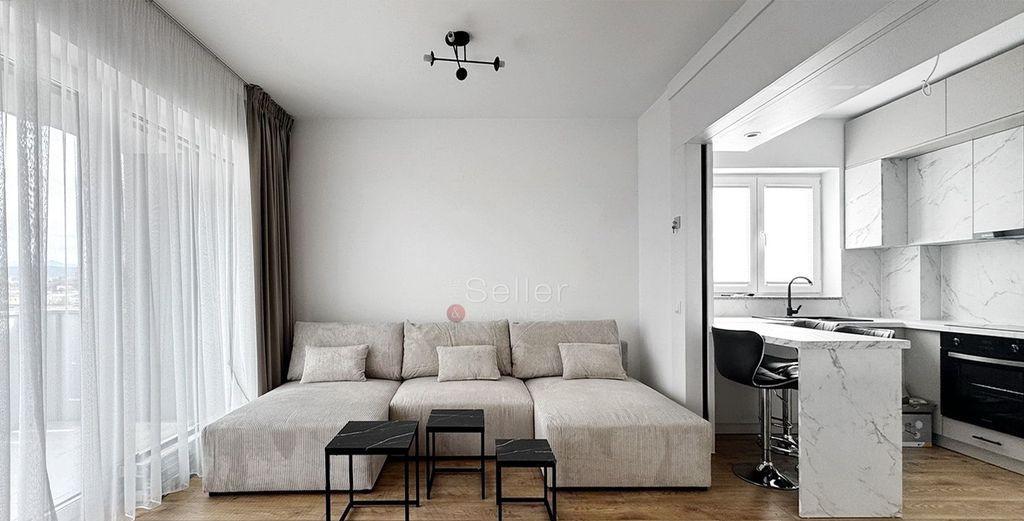 Constructie noua Acces Facil