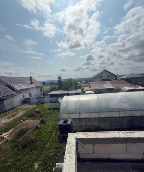 Casa/Vila 450 mp utili 8000 mp teren casa in constructie