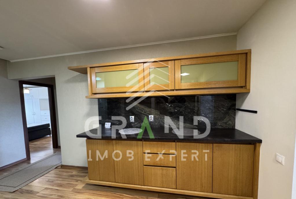 Apartament cochet cu 2 camere Zona Plopilor/Platinia Shopp