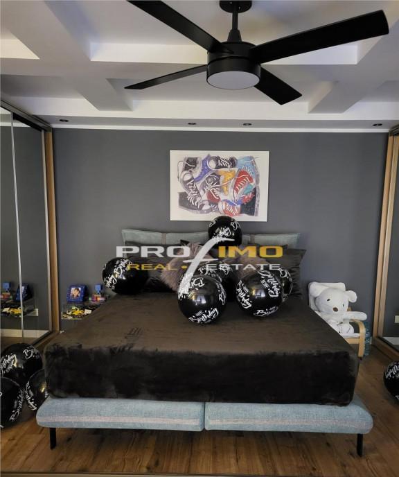 Faleza Nord Bld Mamaia Vila P 1E M Piscina