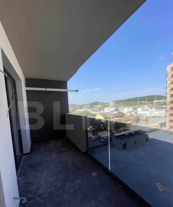 Apartament cu 2 camere - balcon mare panorama superba