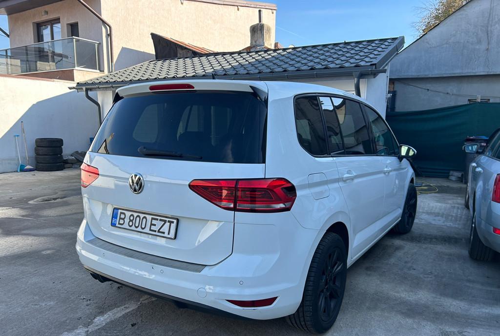 Vw Touran 2 0 tdi DSG 9 300 eur