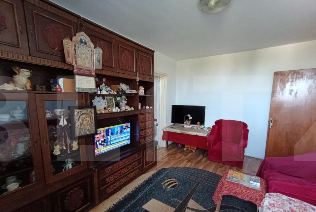 Apartament 3 camere etaj 8/10 fara risc seismic zona A