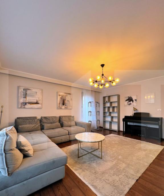 Apartament cu terasa la intrare in Dumbravita