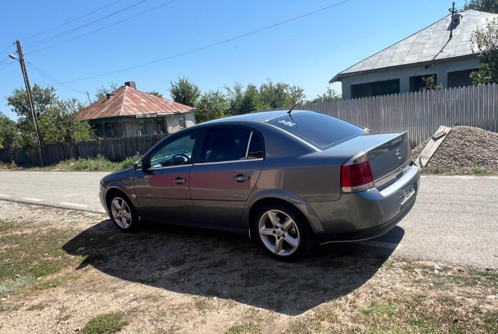 Opel Vectra C 1 9 cdti 120 cp 9 000 lei