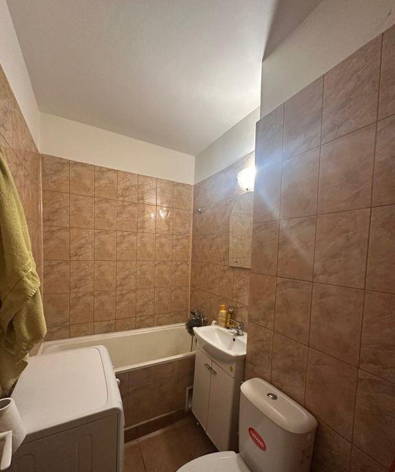 Garsoniera Metrou Aparatorii Patriei