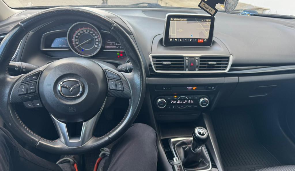 Mazda 3 1 5 Skyactiv Technology 101CP 2015 10 000 eur