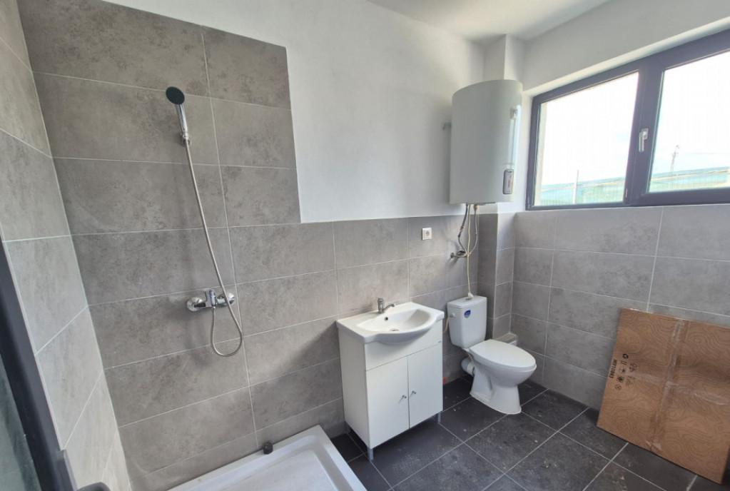 Cladire moderna P 1 M - langa rar zona comerciala