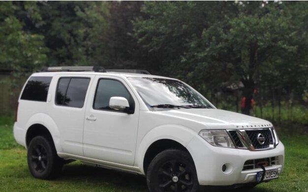 Nissan Pathfinder 2012