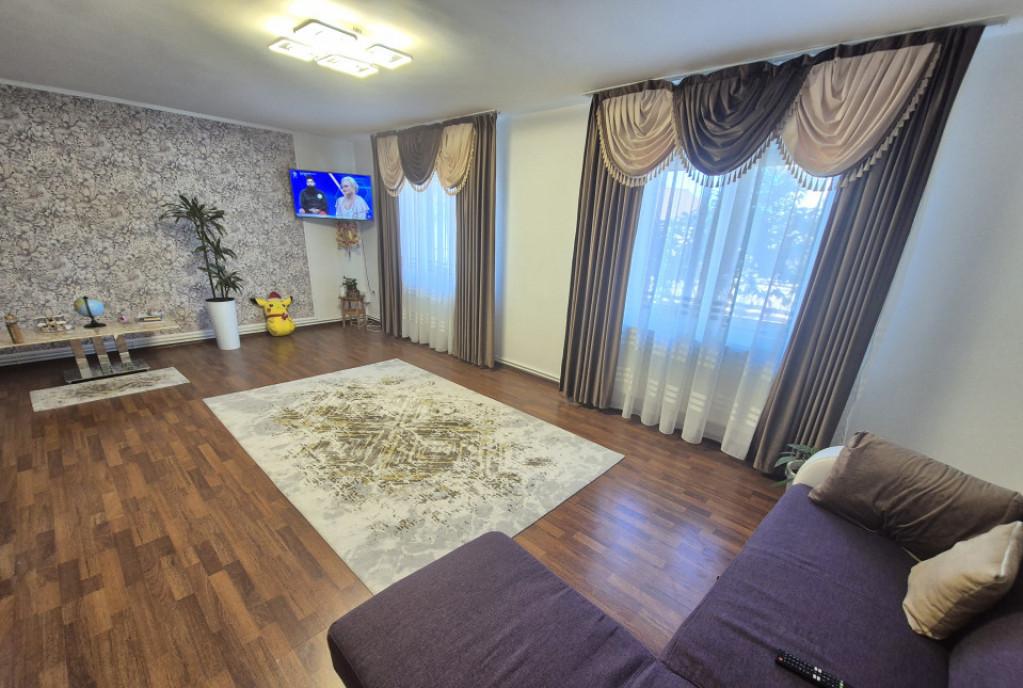 Apartament 3 camere situat ultracentral strada Unirii