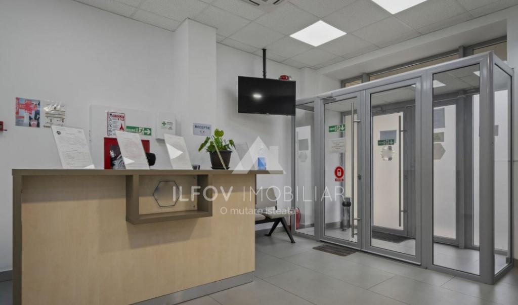Spatiu comercial Otopeni complet renovat ultracentral Dn