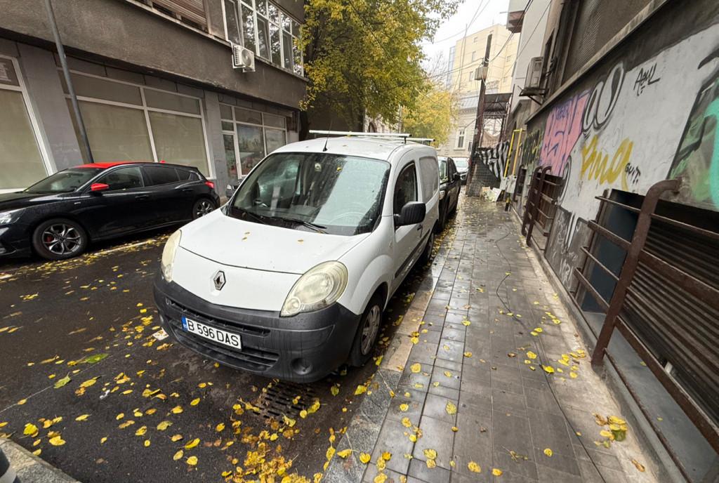Renault Kangoo 2011 1 5 dCi 2 990 eur