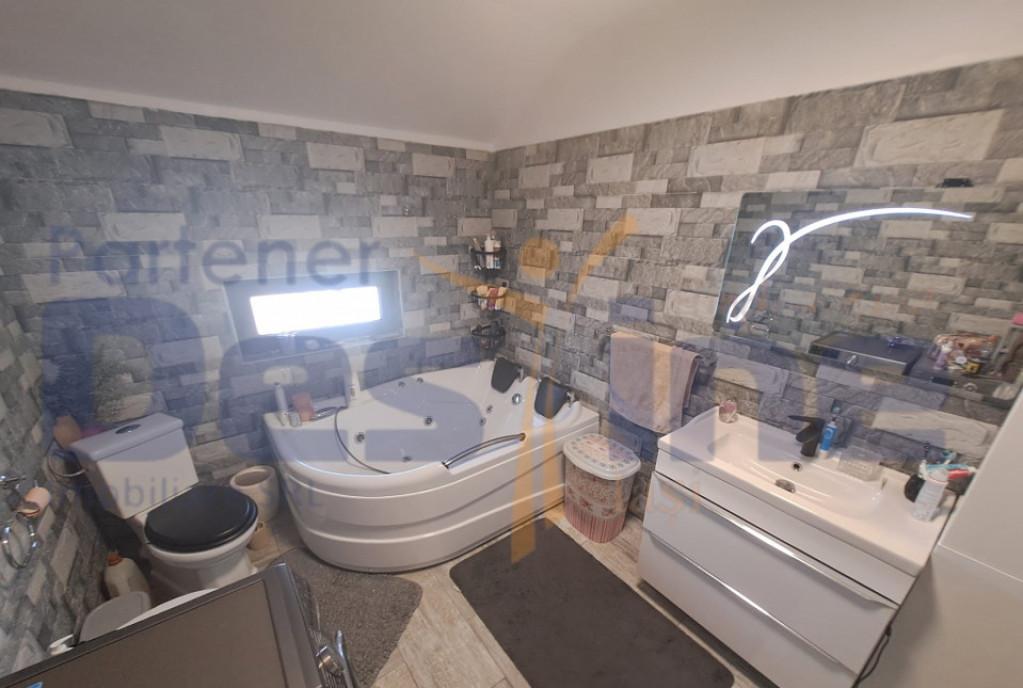 casa P M pod miroslava centru