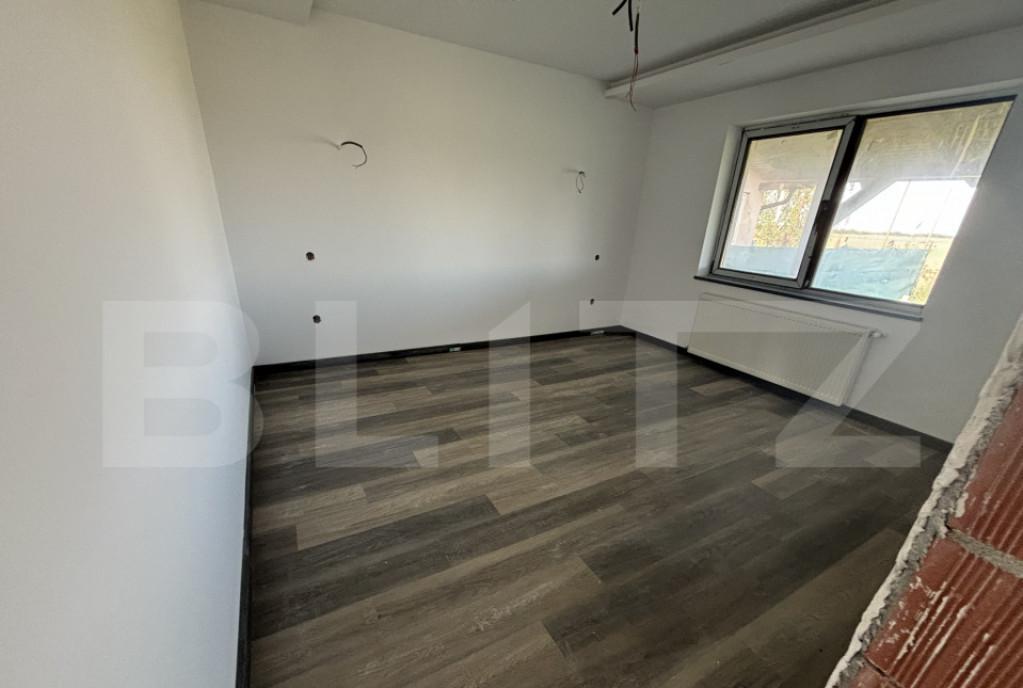 Casa de vanzare 108 mp teren 500 mp- Cartier Marcus