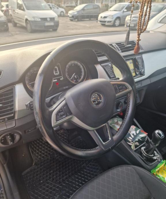 SKODA FABIA 1 4TDI/XENON/JANTE/NAVIGATIE/IMPECABILA 4 900 eur