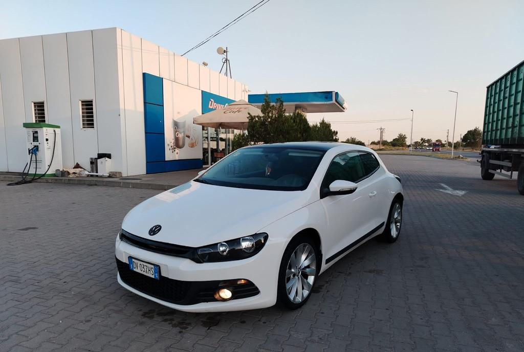 Volkswagen scirocco 3 700 eur