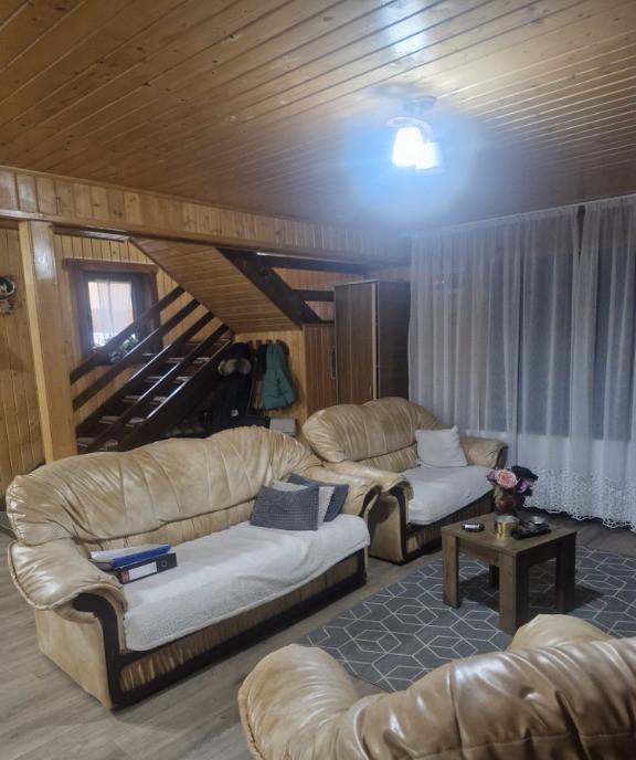 Vila in localitatea Sarata Monteoru Buzau