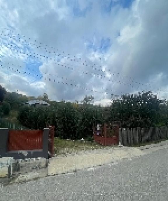 Casa cu teren de vanzare in botesti Arges